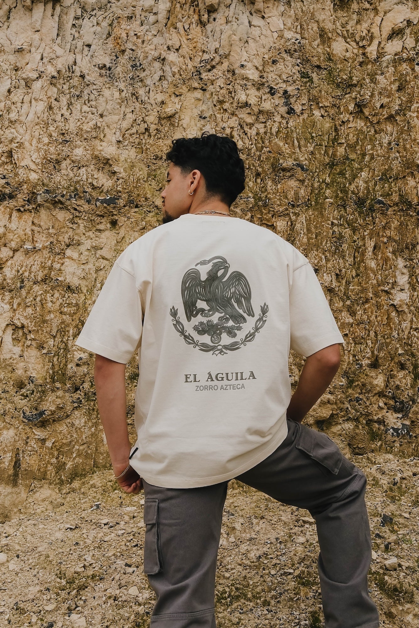 El Águila tee